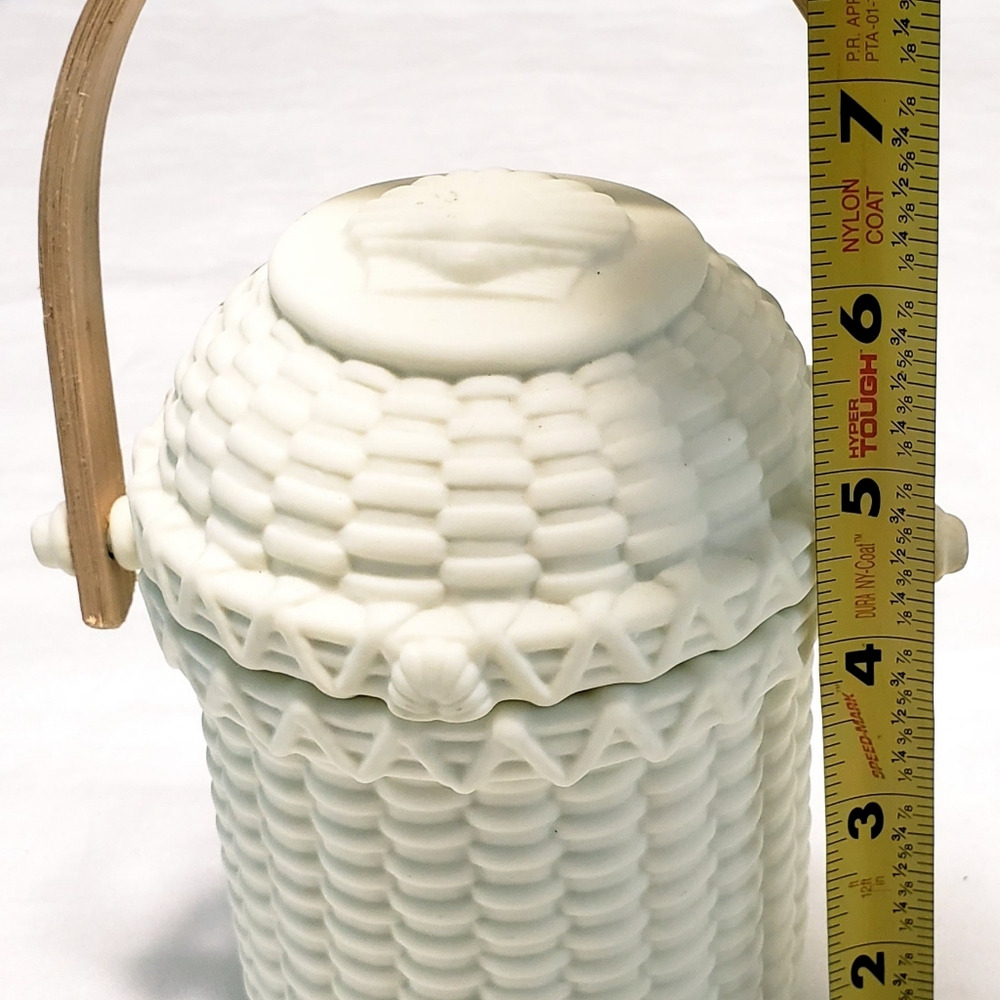 Porcelain Basket - Picture 9 of 9